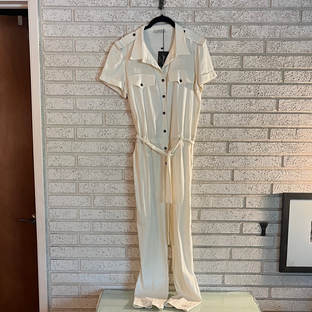Elegant Cream Button-Front Jumpsuit
